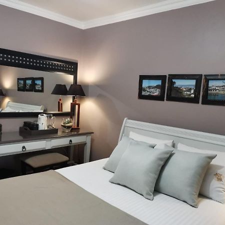 2 Leafed Doors Otel Sandton Dış mekan fotoğraf